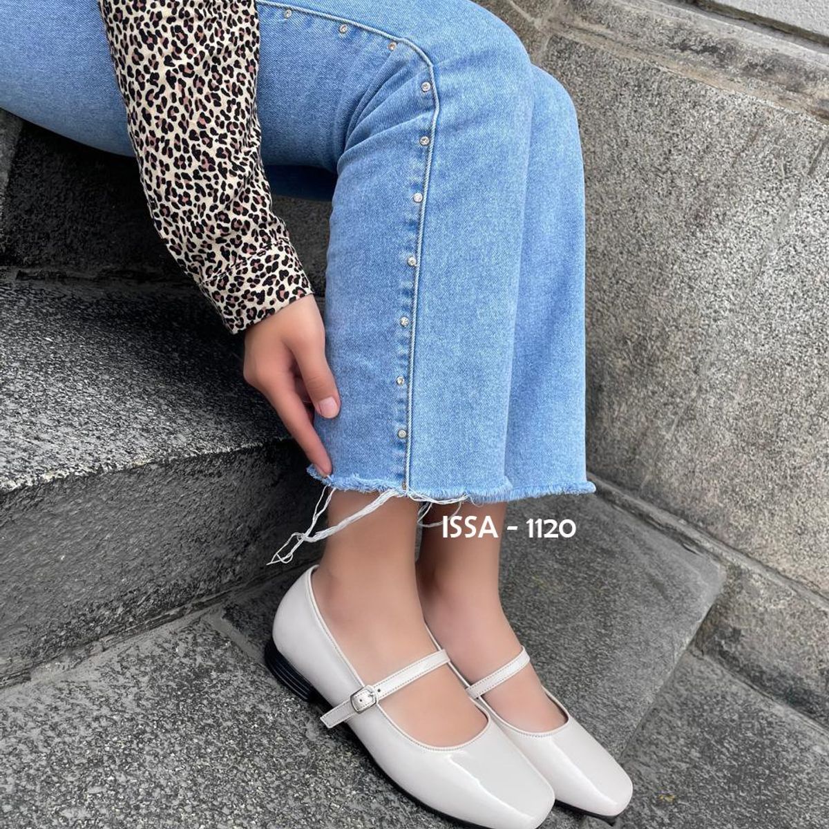 GENERICO - ZAPATOS FABIOLA EN HUESO CHAROL