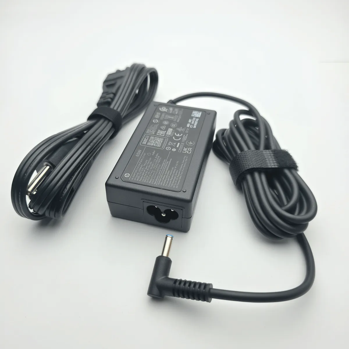 HP - Cargador HP ORIGINAL 65w 3-33a 19-5v nuevo en caja