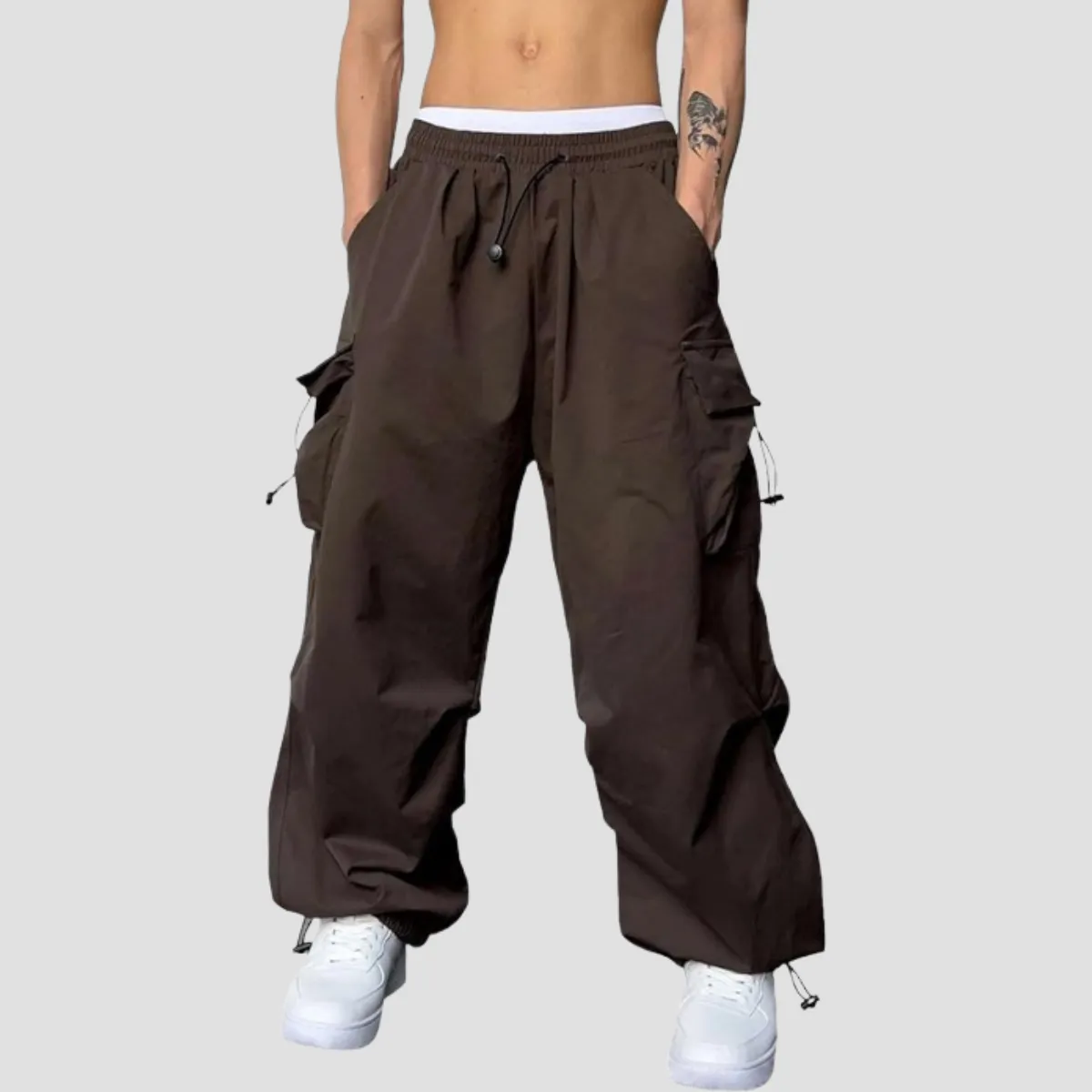 ENKI - Pantalón Cargo Parachute Varón - Estilo Urbano y Funcional