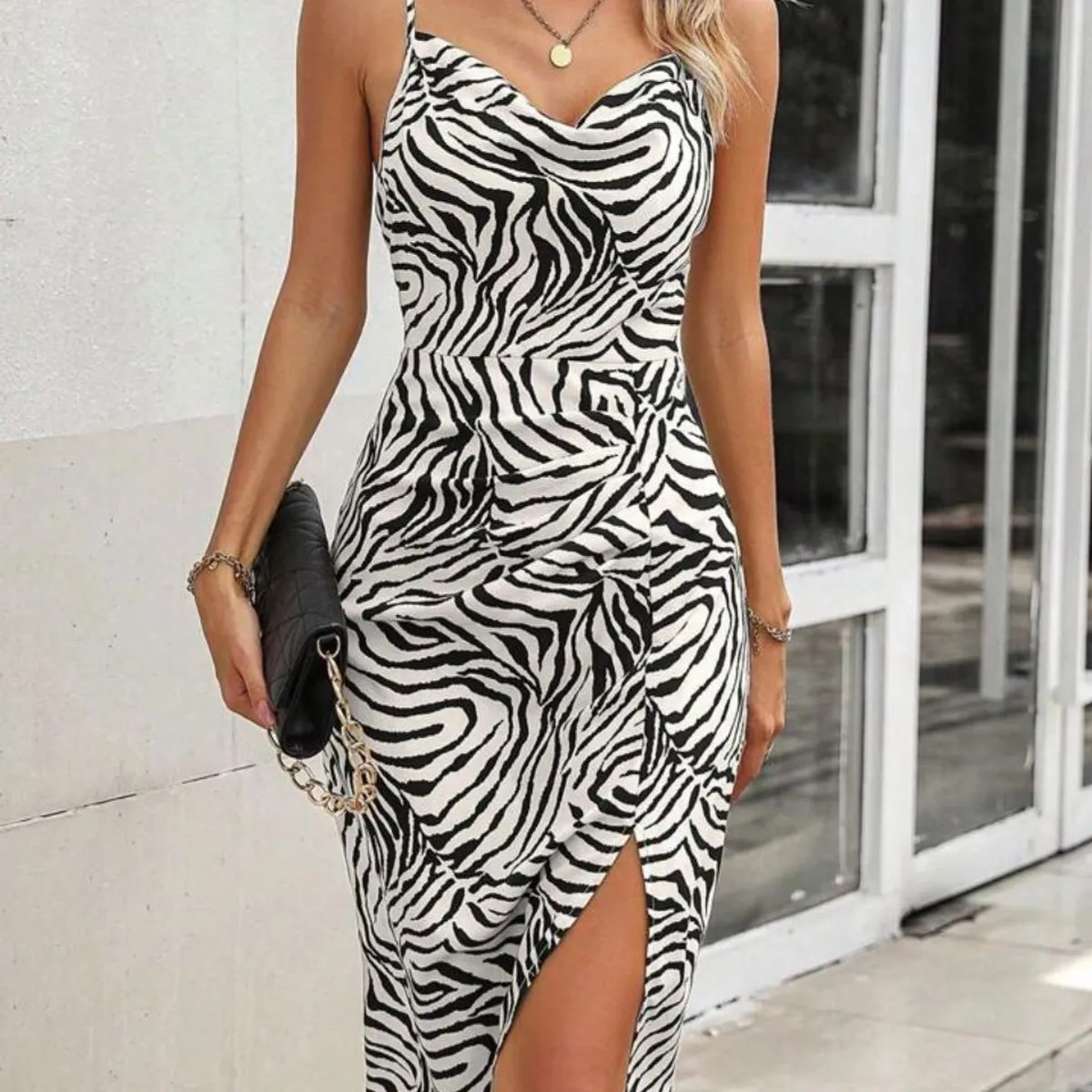 GENERICO - Vestido cebra crema largo