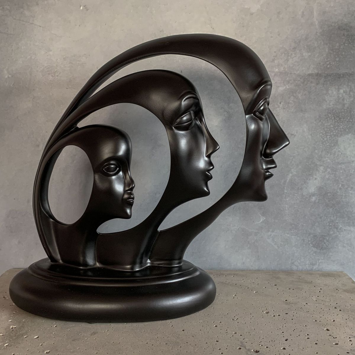 GENERICO - Adorno 3 Rostros Decorativa Poliresina