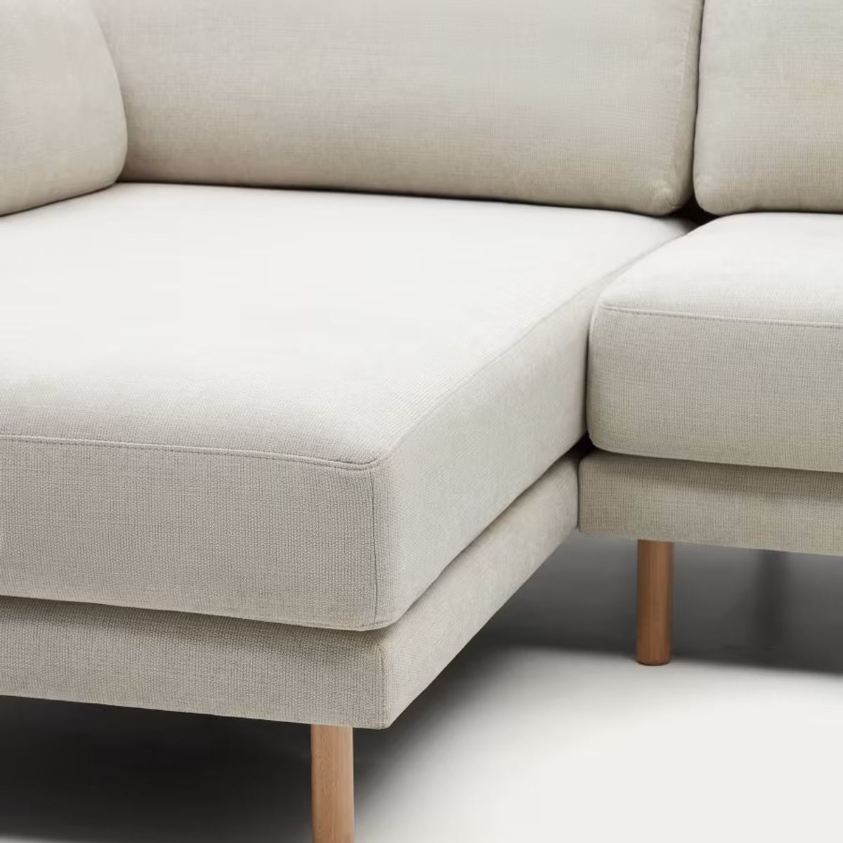 YOLODECORO - Seccional con Chaise Longue a la Izquierda Gilma Perla