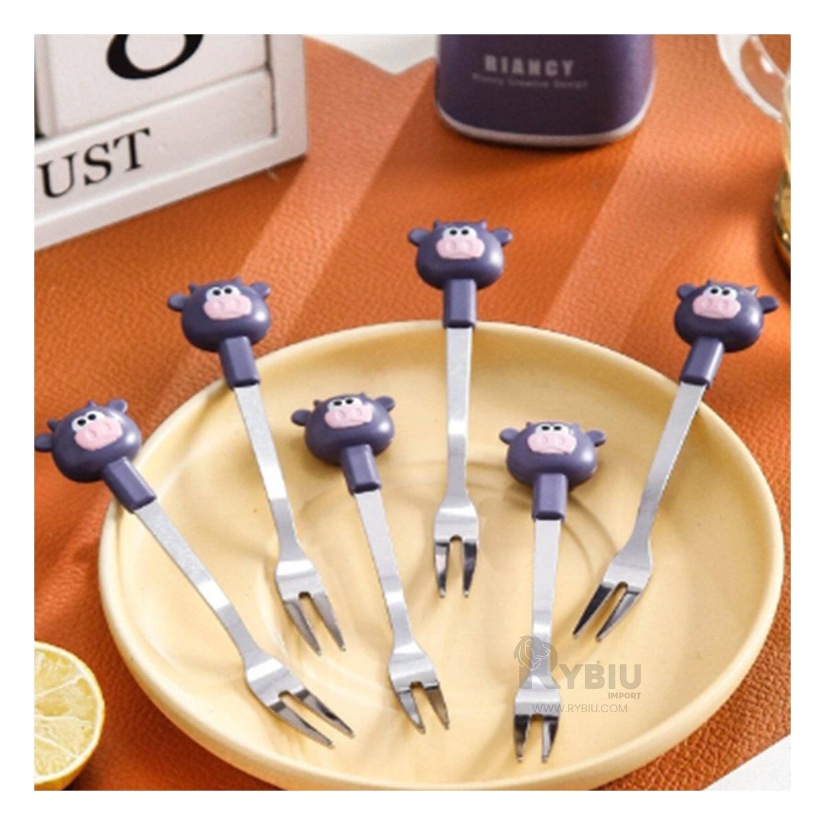 GENERICO - Tenedor Pequeño y Util en Morado Y+Banderitas Adhesivas