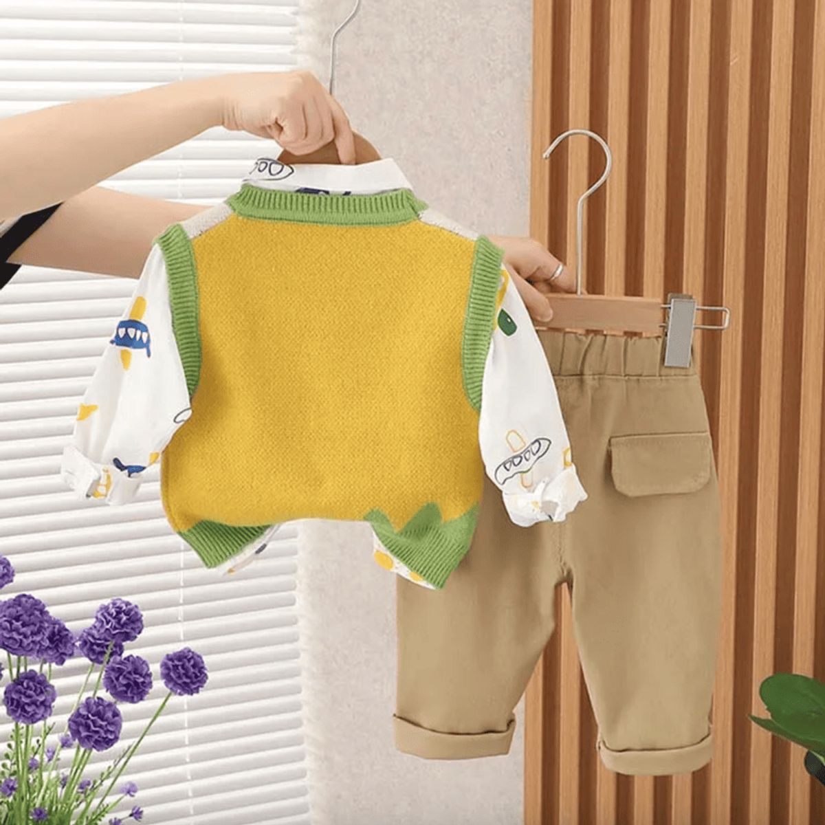 GENERICO - CONJUNTO PARA NIÑS DE DIBUJOS ANIMADOS CHALECO+ PANTALON+ CAMISA