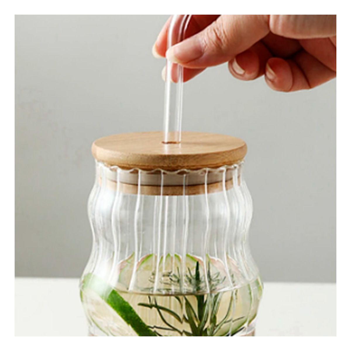 GENERICO - Vasija Copon Curioso en Transparente Y+Gift Stickers