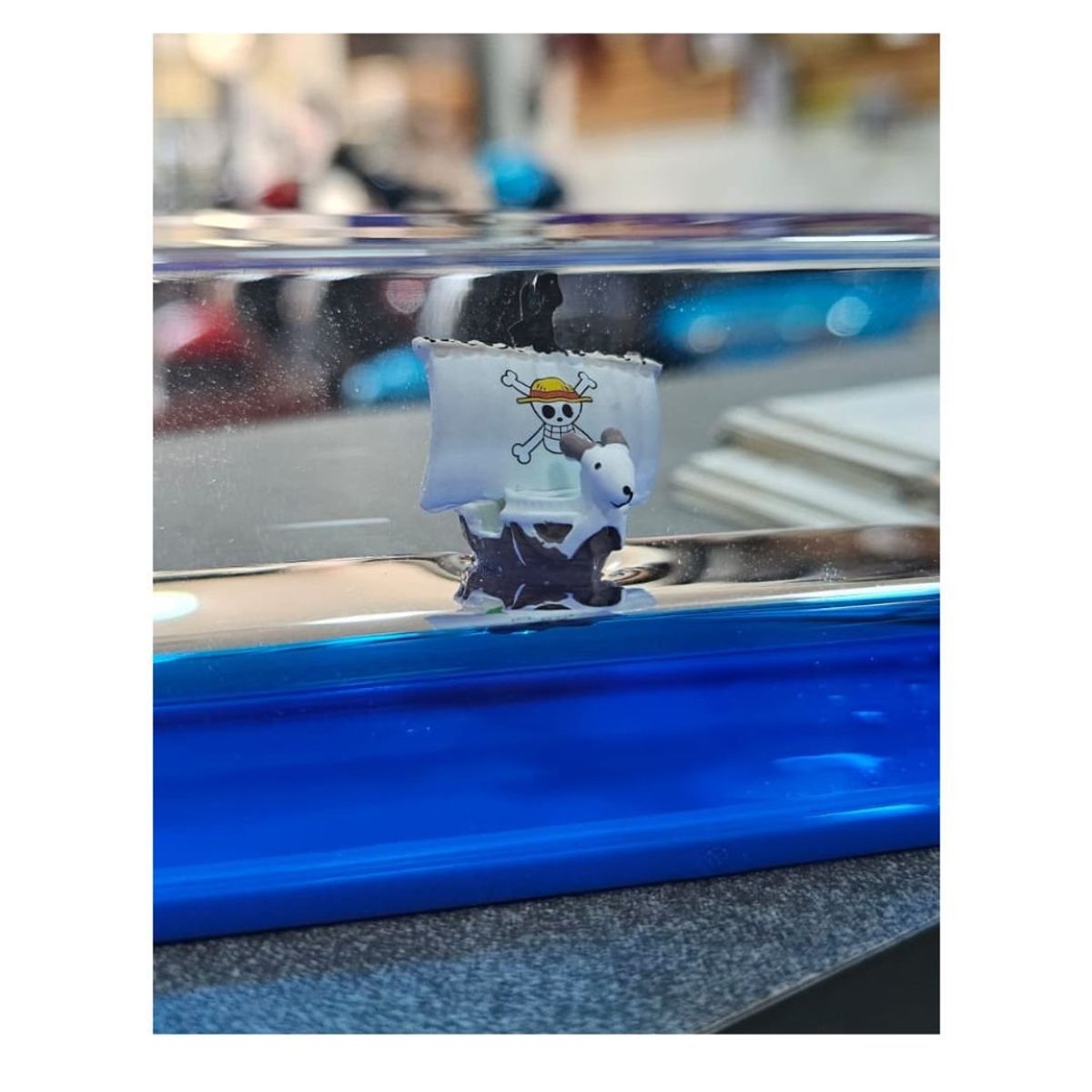 SHEEPBUSTER - Barco One Piece Especial Decorativo en Acrilico