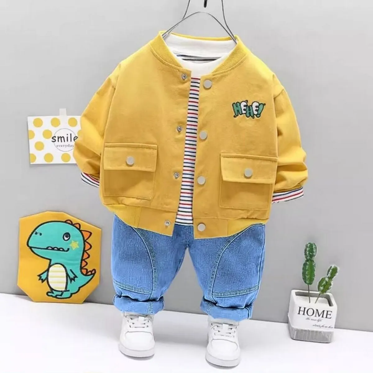 GENERICO - ROPA DE NIÑO DINOSAURIO  - SET DE 3 PIEZAS