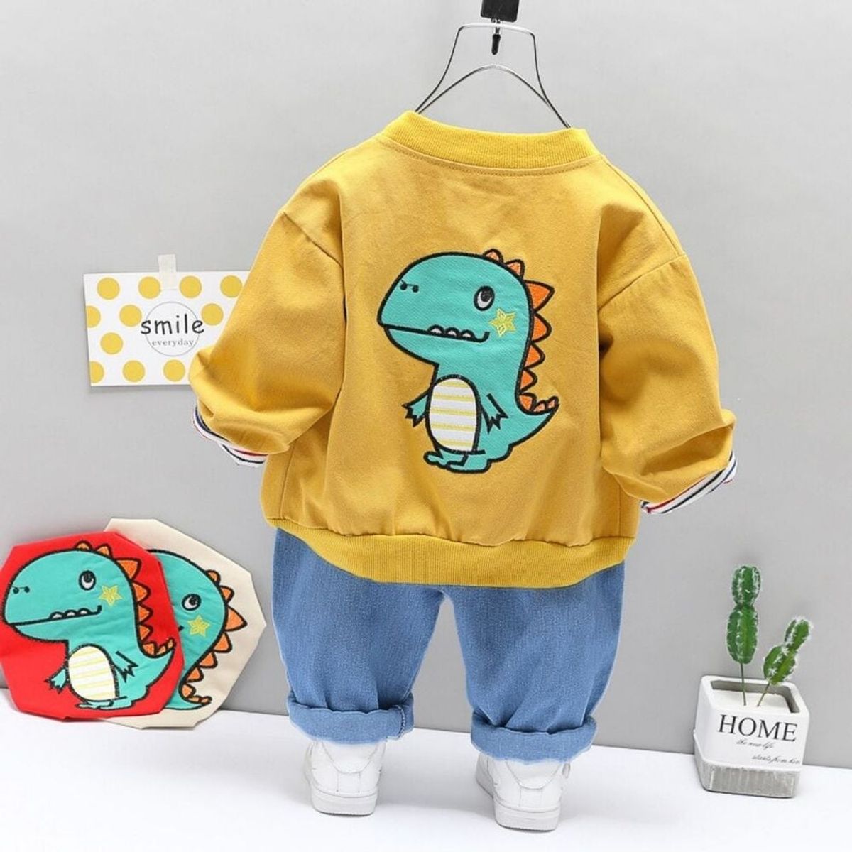 GENERICO - ROPA DE NIÑO DINOSAURIO  - SET DE 3 PIEZAS
