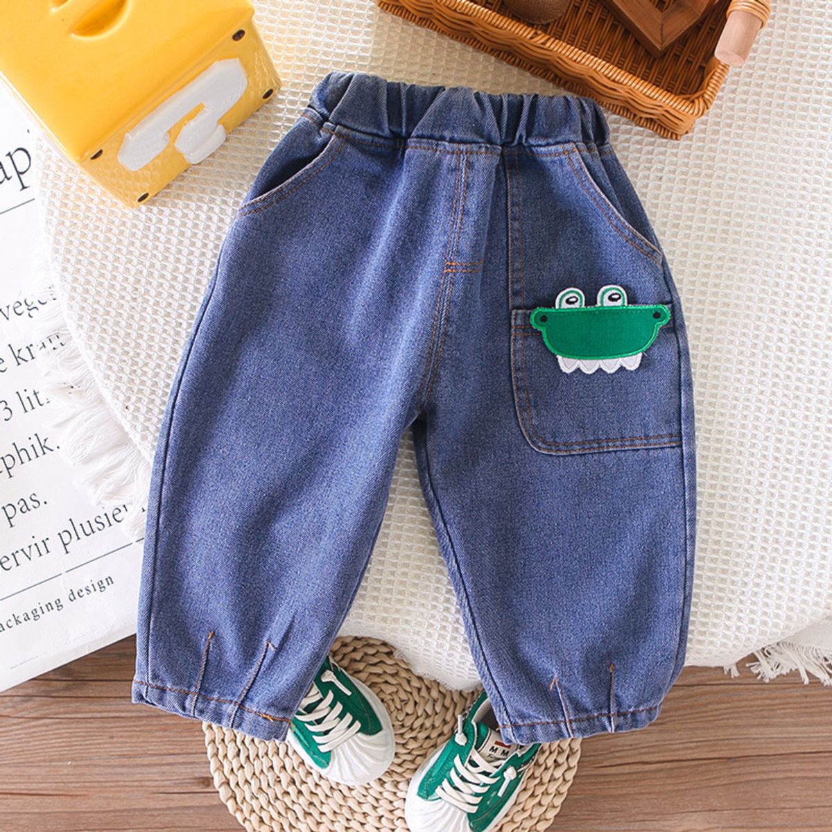 GENERICO - CONJUNTO PARA NIÑO DINOSAURIO - POLERA Y PANTALON