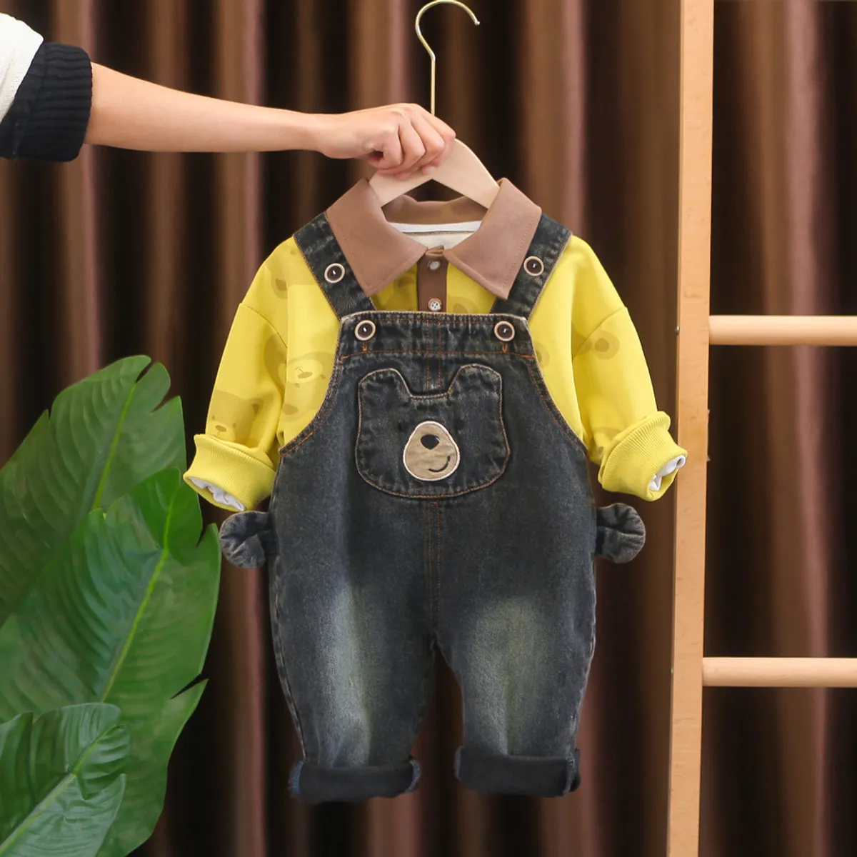 GENERICO - CONJUNTO  DE NIÑO DE OSITO DE 2 PIEZAS - JUMPER Y POLERA