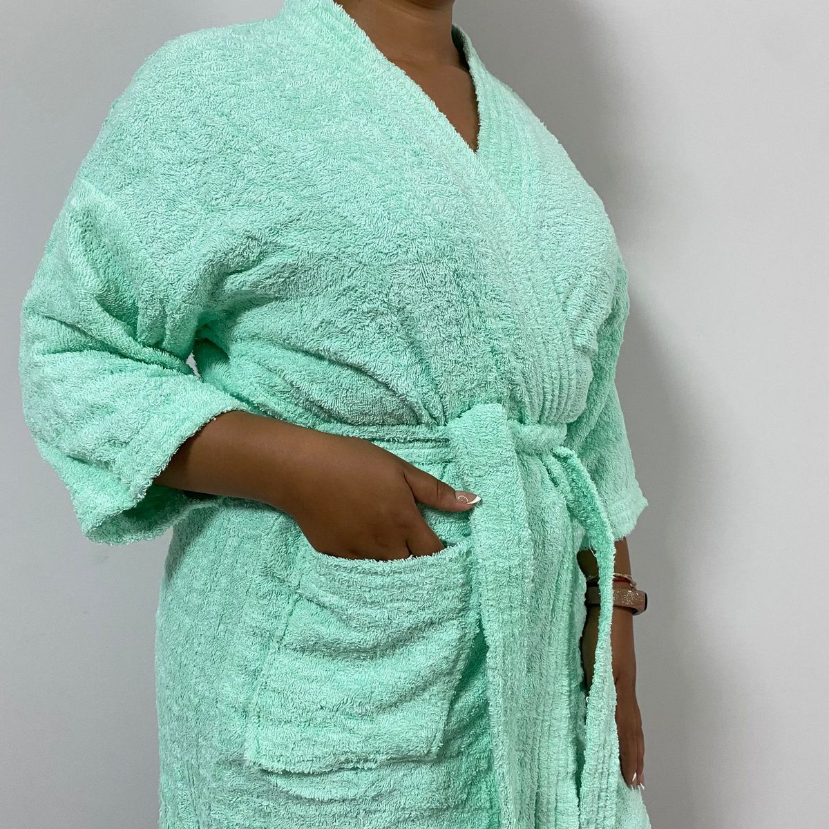 GENERICO - Salida de baño de 380 gramos - L - Verde Agua