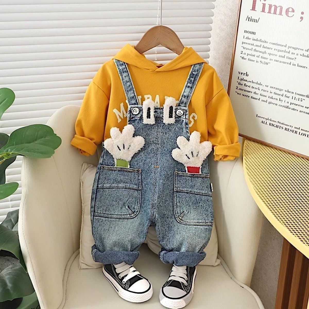 GENERICO - ROPA  DE NIÑO DETALLE DE  MANITOS - OVEROLL Y POLERA