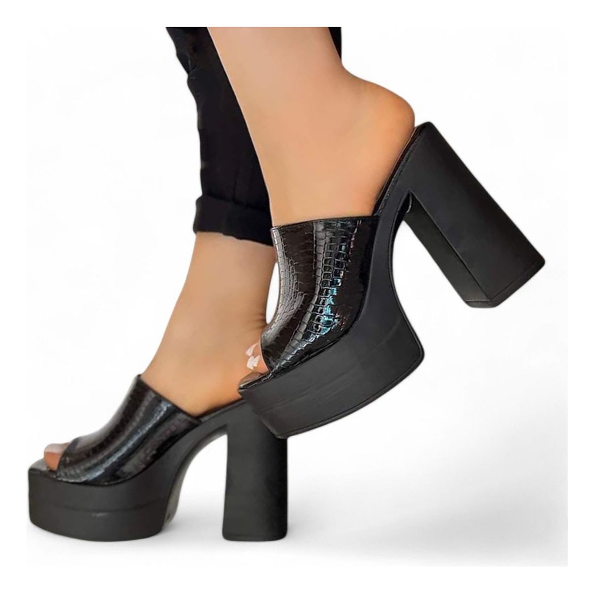 GENERICO - Sandalia Mujer Labrado Taco 9 Plataforma 4 2086L-70 Color Negro