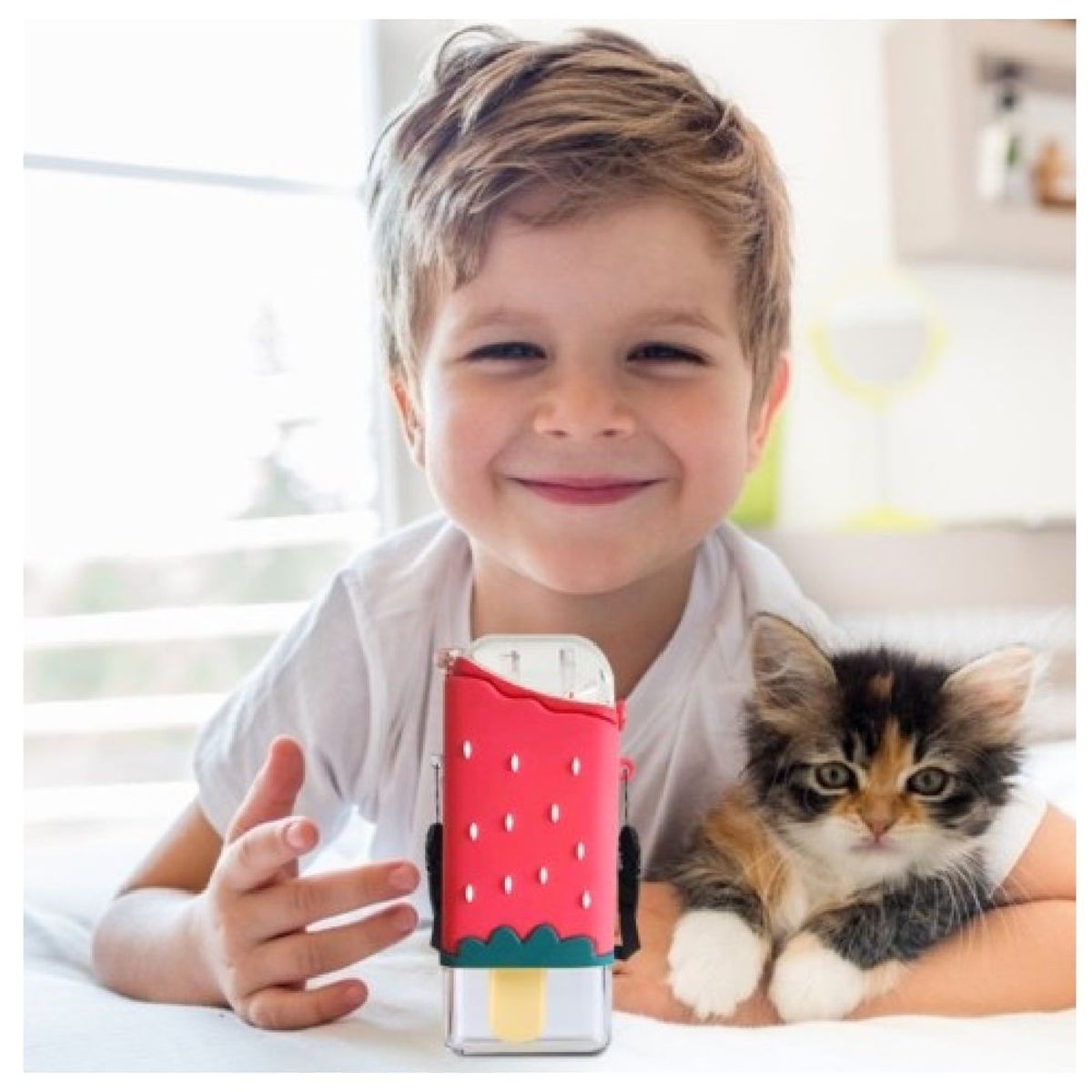 GENERICO - Botella Antiderrame Tomatodo Modelo Helado Fresa 380ml