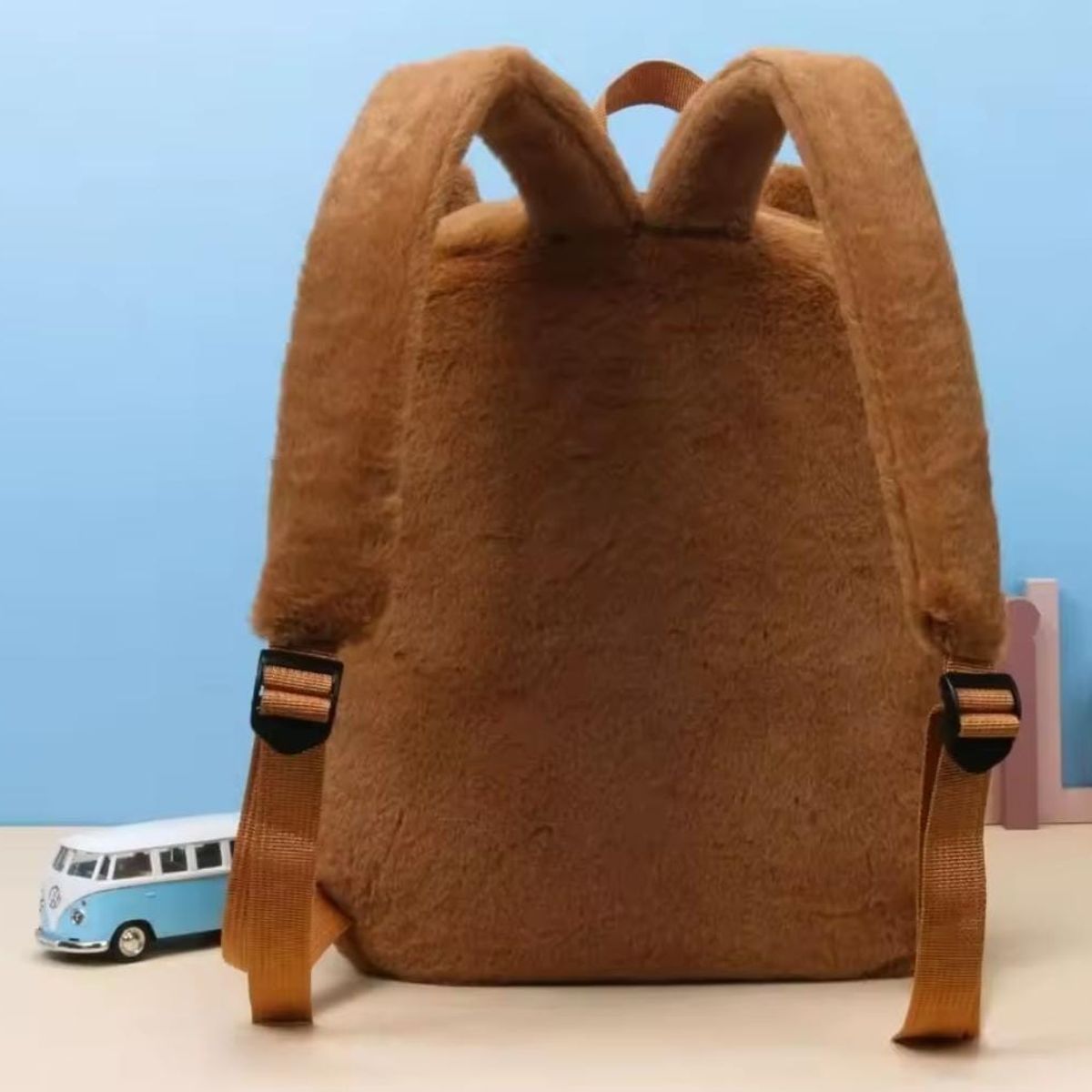 GENERICO - Pack de Mini  Mochila Capibara mas Tomatodo y Borradores