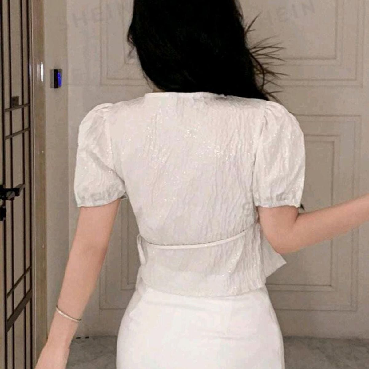 GENERICO - SHEIN Blusa con cuello en V