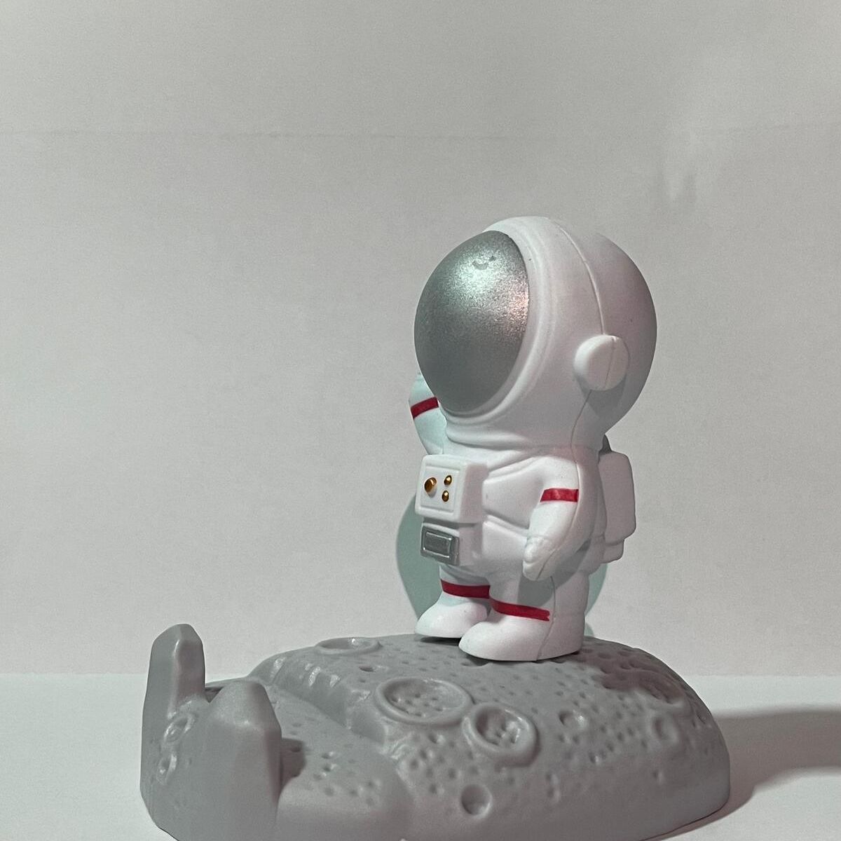 GENERICO - Soporte para celular Astronauta Kawaii 2