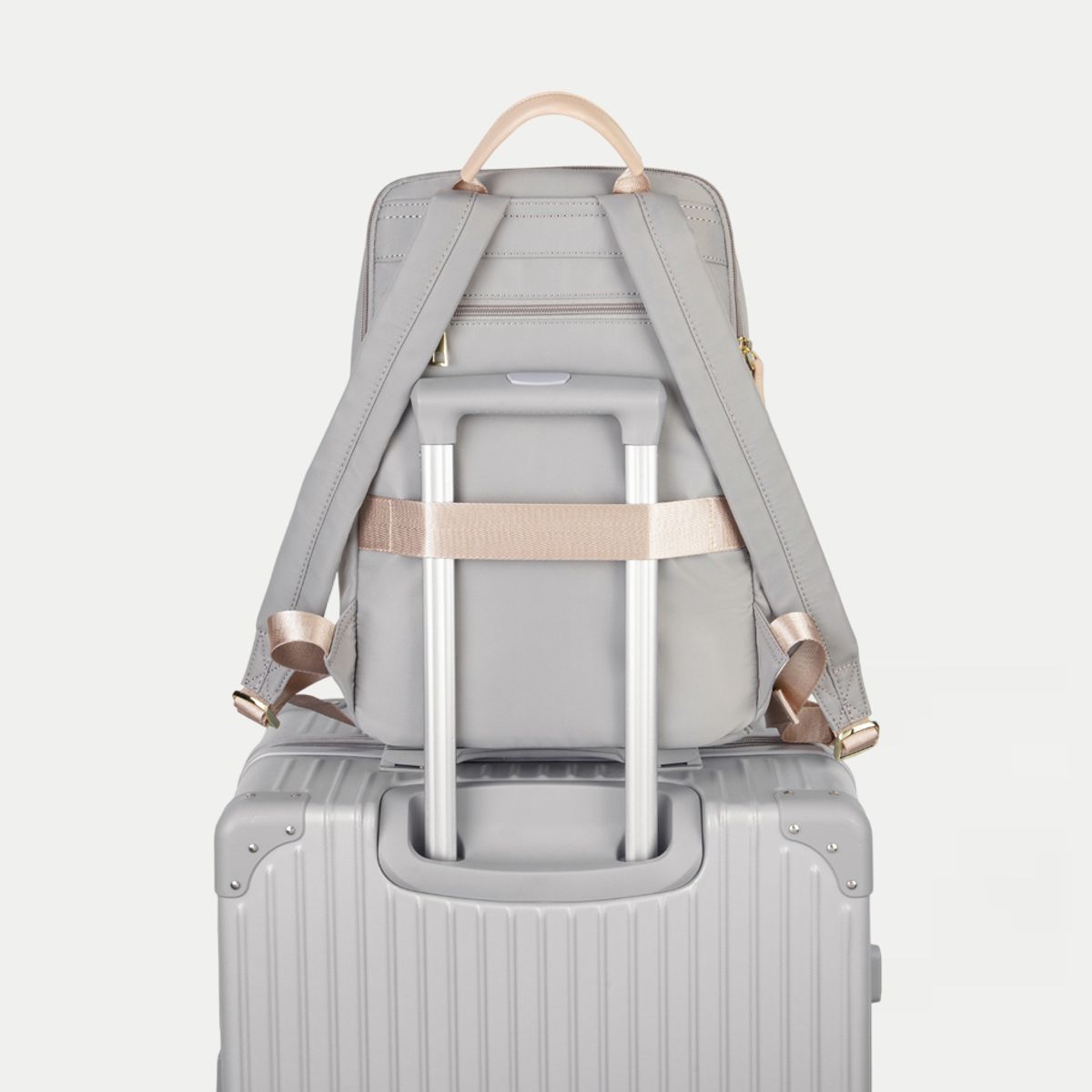 OEM - Mochila Ainara con porta laptop hasta 15.6