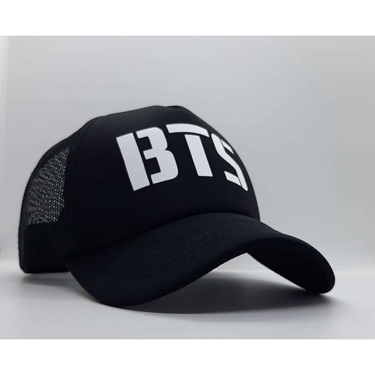 GENERICO - GORRA TRUCKER LOGO BTS