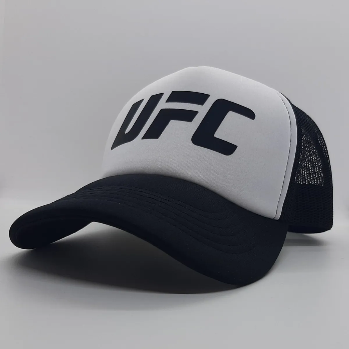 GENERICO - GORRA TRUCKER LOGO UFC