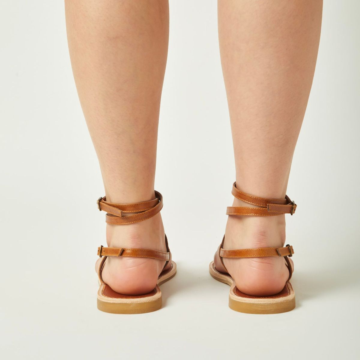 WHITE - Sandalias casuales Bali mujer en cuero