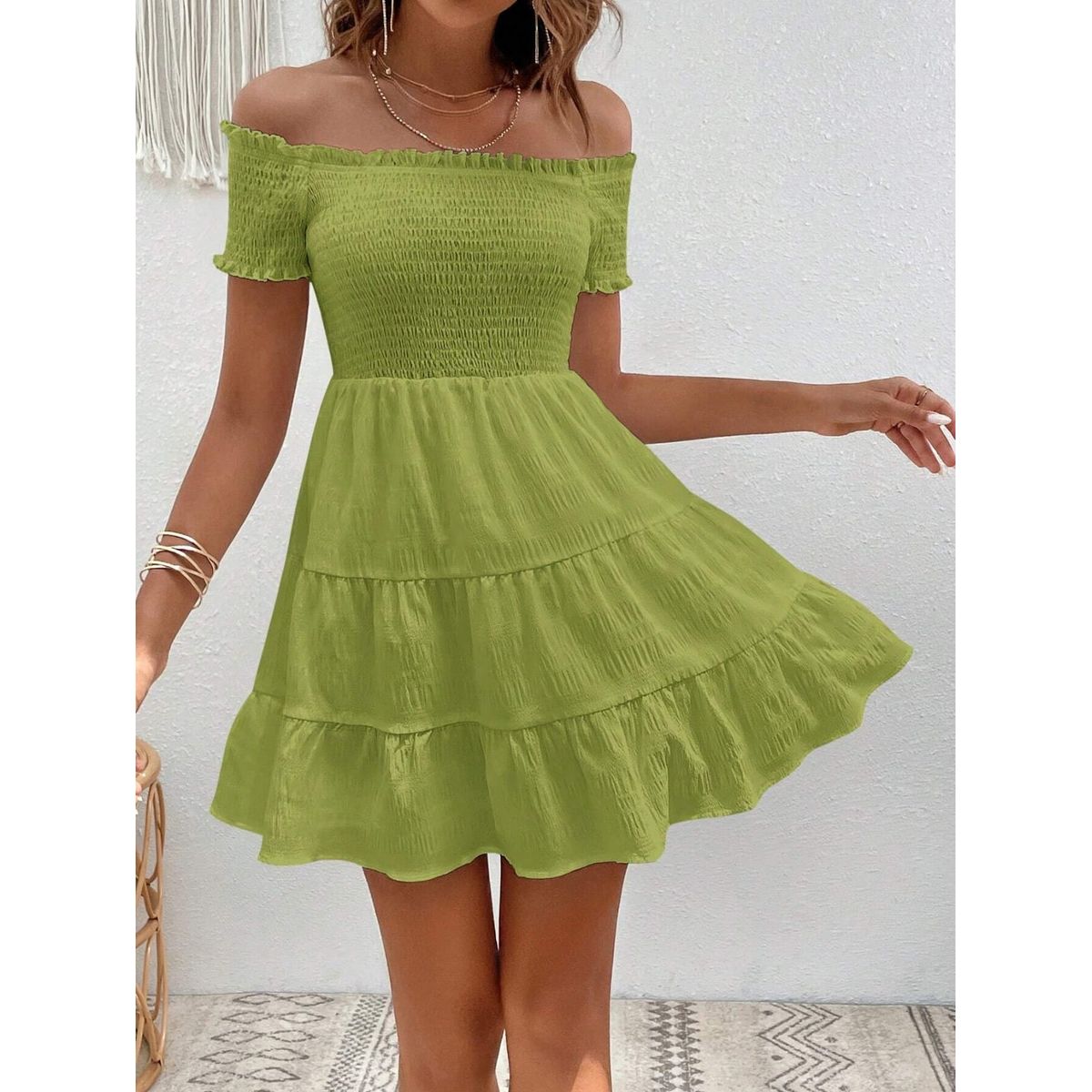 TAIS PRINCESS - Vestido casual verde oliva hombros descubiertos