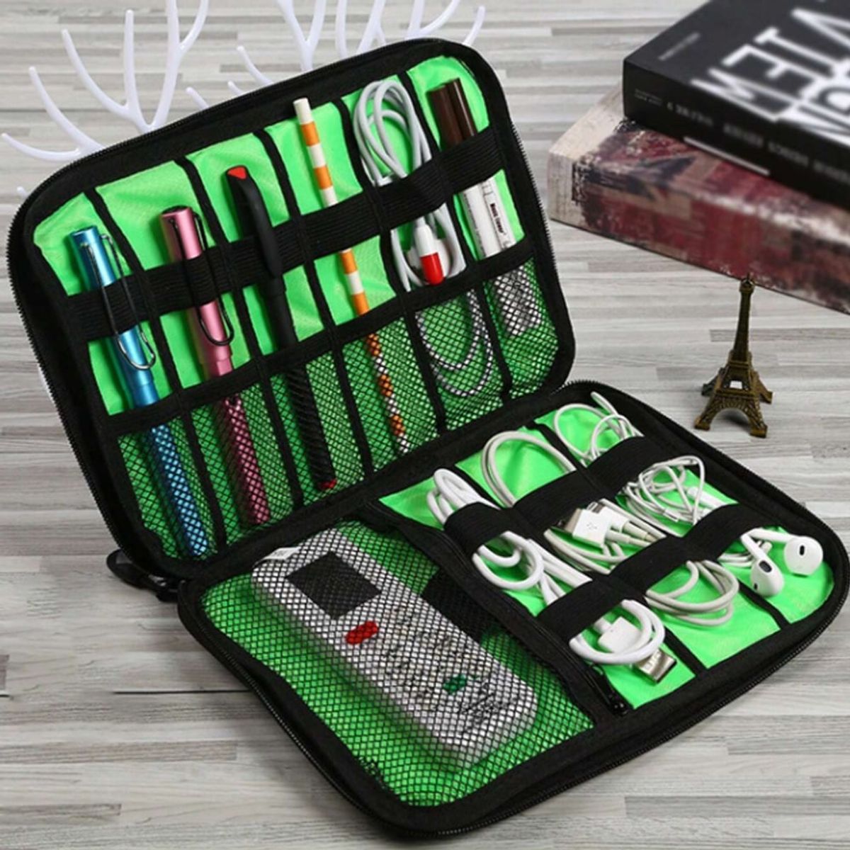 GENERICO - ESTUCHE ORGANIZADOR DE ACCESORIOS Y CABLES IMPERMEABLE COLOR FUCCIA