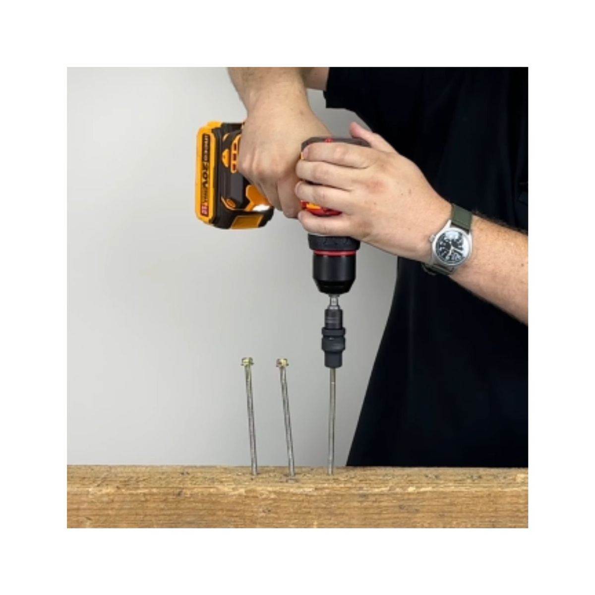 INGCO TOOLS - Taladro atornillador 55nm incluye bateria y cargador Ingco