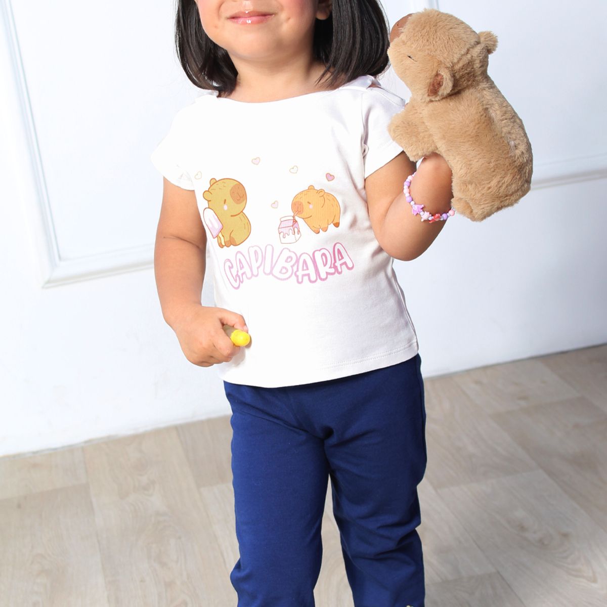 KIDS MASHMELO - LEGUIN PARA NIÑA CON ESTAMPADO EN BOTAPIES CAPIBARA KIDS MASHMELO