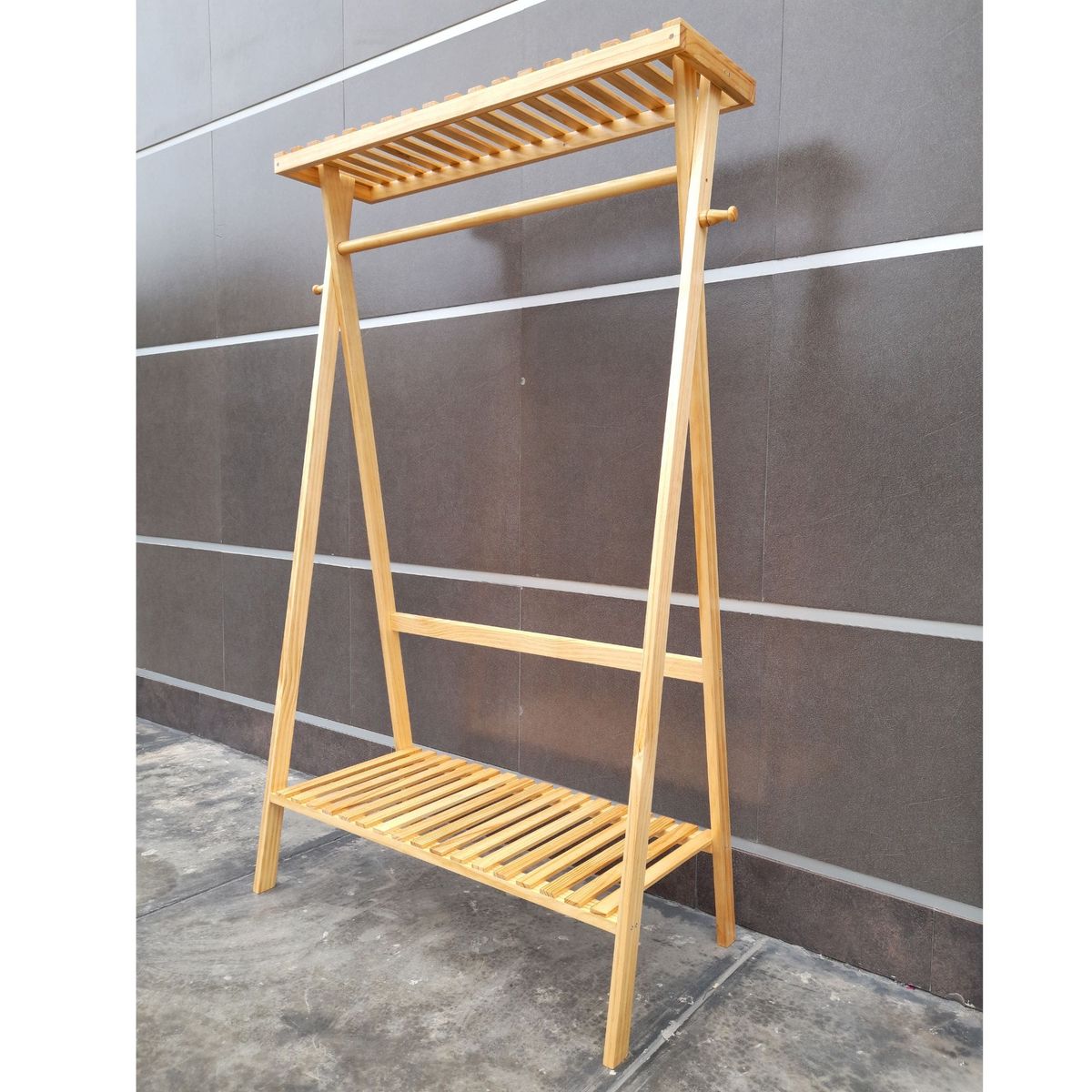 GENERICO - Colgador de ropa Lia