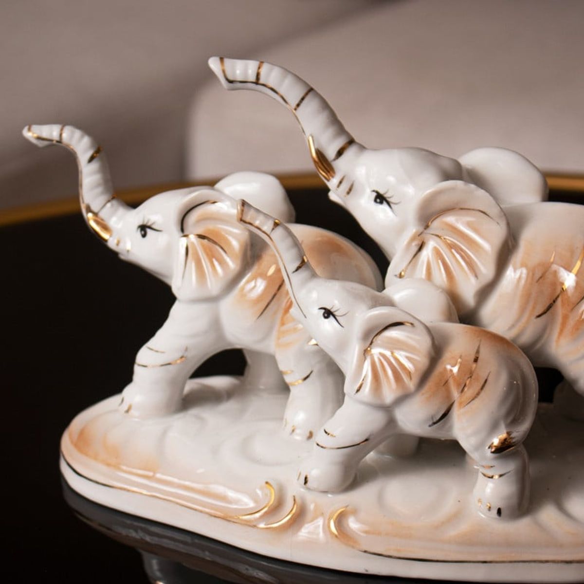 PANADECOR - Familia Elefantes Porcelana Decorativa