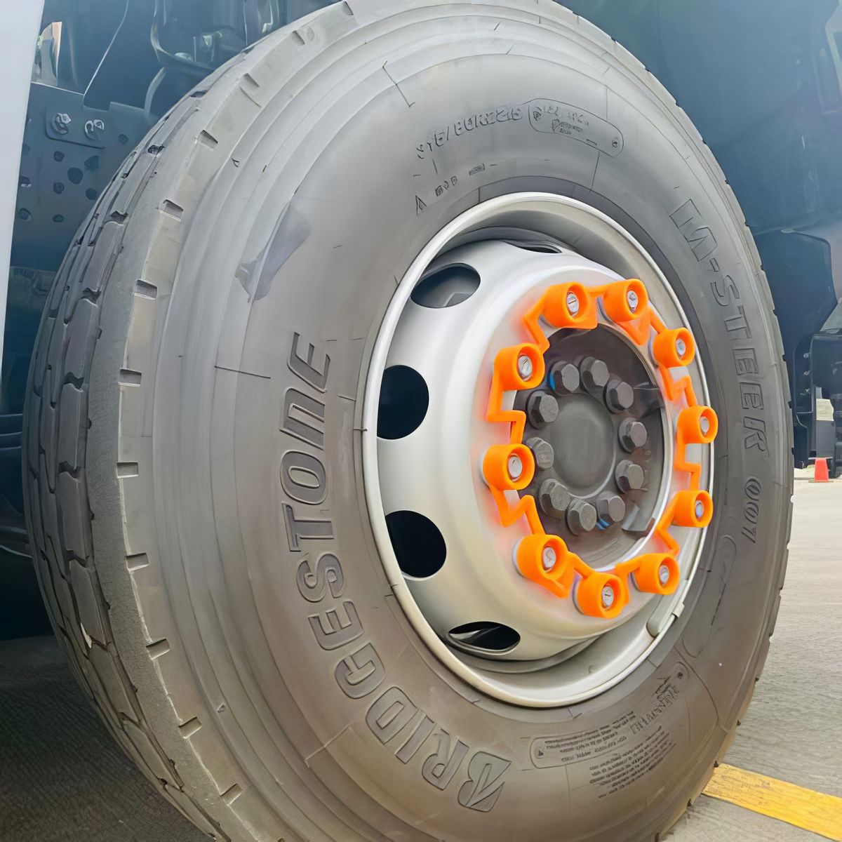 GENERICO - Traba Tuerca Buses Camiones 10X32mm Naranja