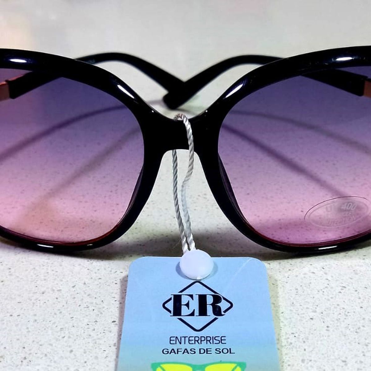 GENERICO - LENTES DE SOL PARA MUJER PROTECCION UV 400 LILA TRANSPARENTE