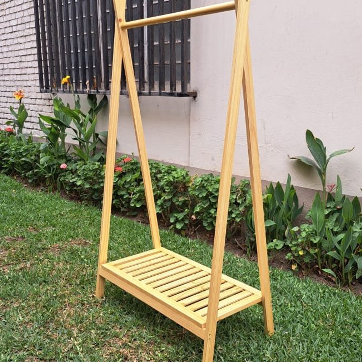 GENERICO - COLGADOR DE ROPA DE MADERA