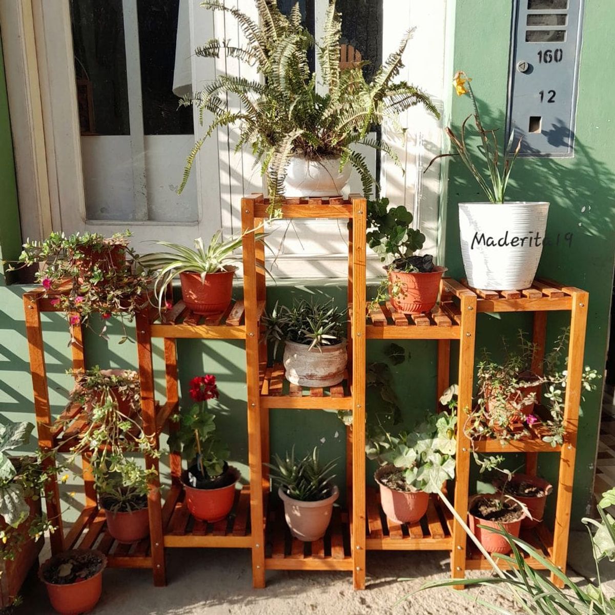 GENERICO - ORGANIZADOR DE  MADERA PARA MACETAS