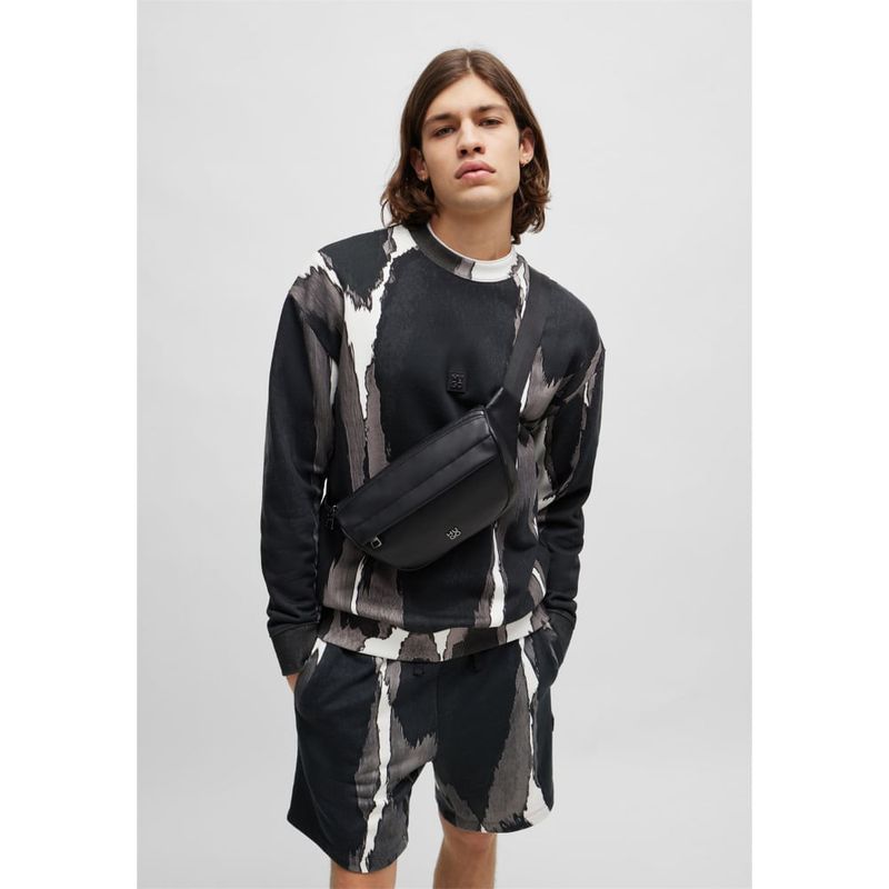 HUGO BOSS - Hugo - Canguro de piel sintética con logo apilado