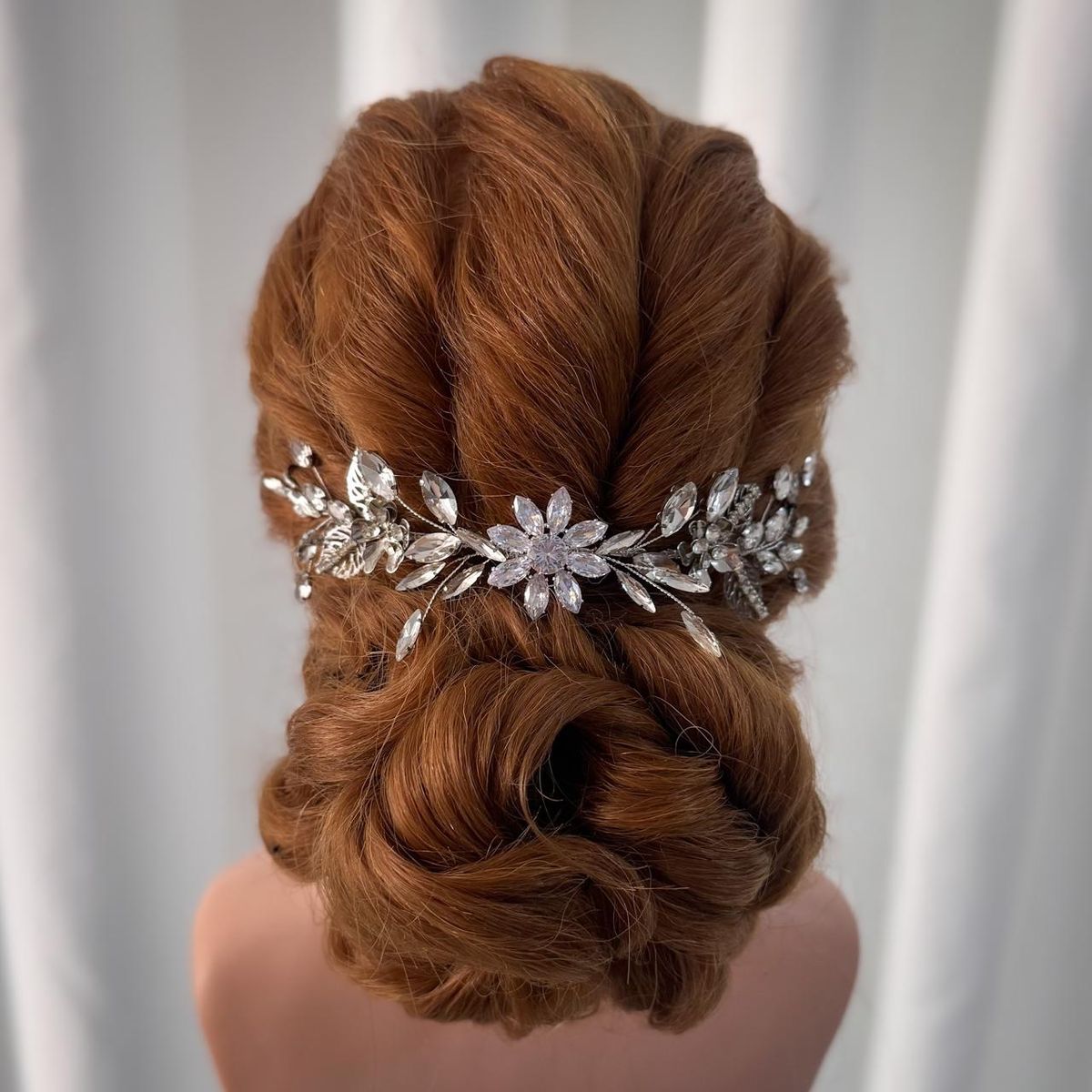 ANADE HANDMADE - TOCADO TIARA ACCESORIO PARA NOVIA