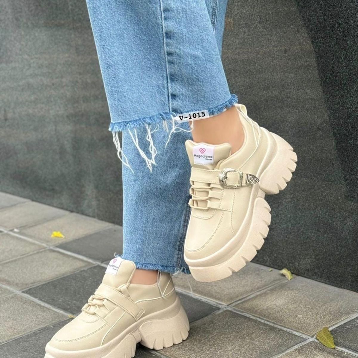 MAGDALENA SHOES - Zapatillas  879 Chunky  beige con Hebilla