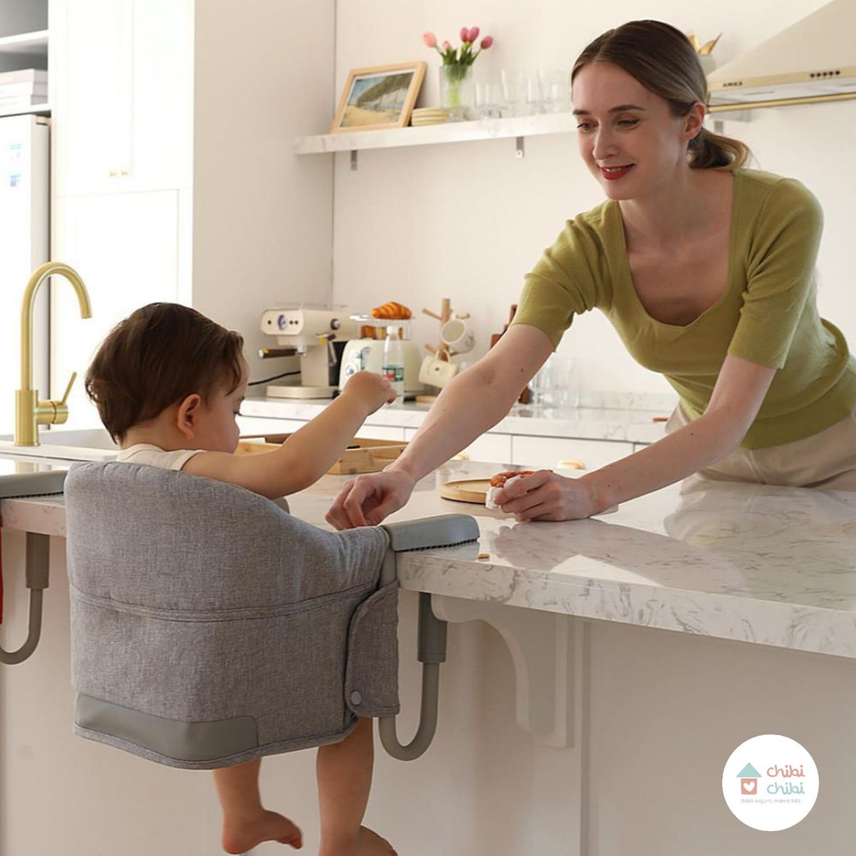 CHIBI CHIBI - Silla de comer empotrable
