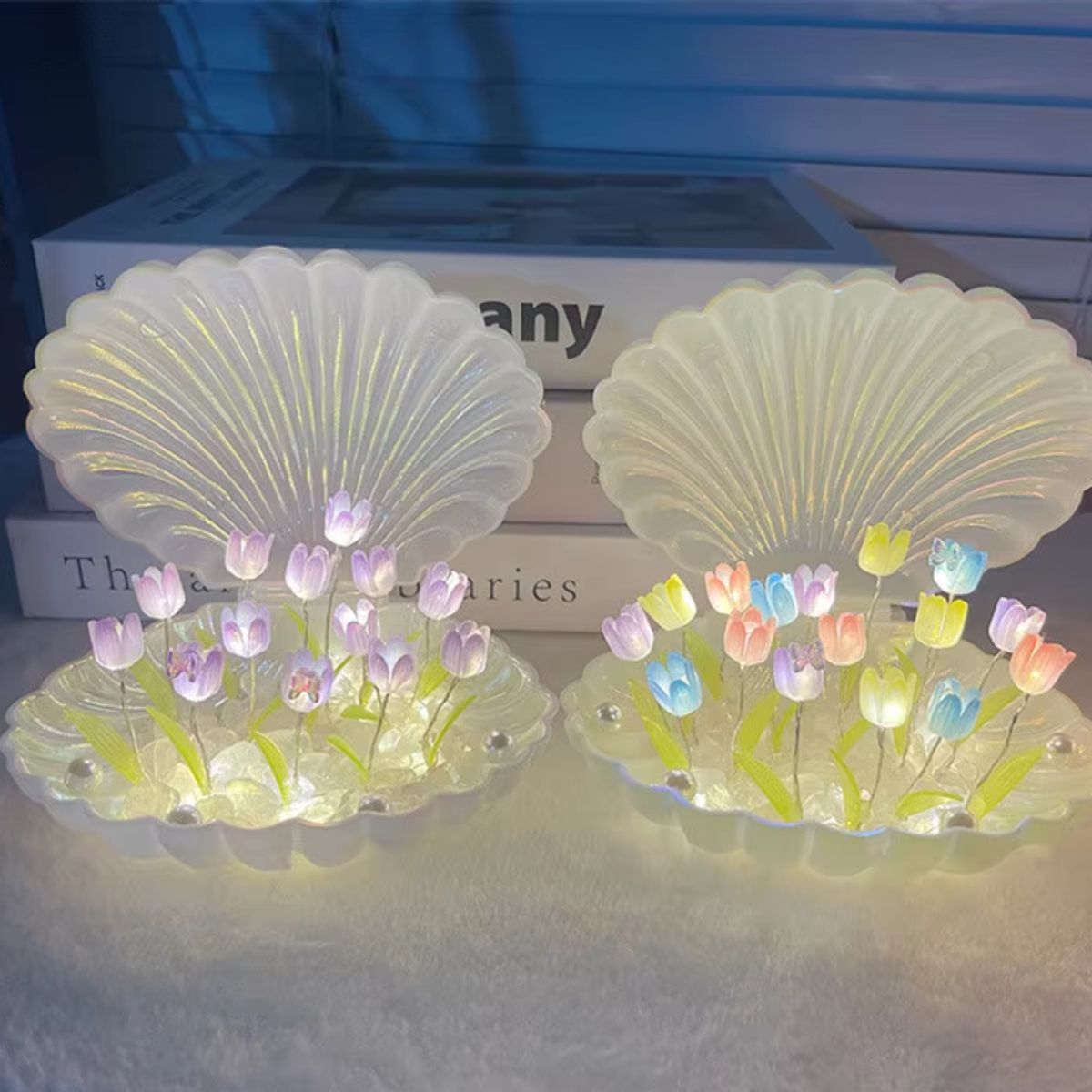 GENERICO - LAMPARA USB CONCHITA TULIPANES MULTICOLOR - DESARMADA