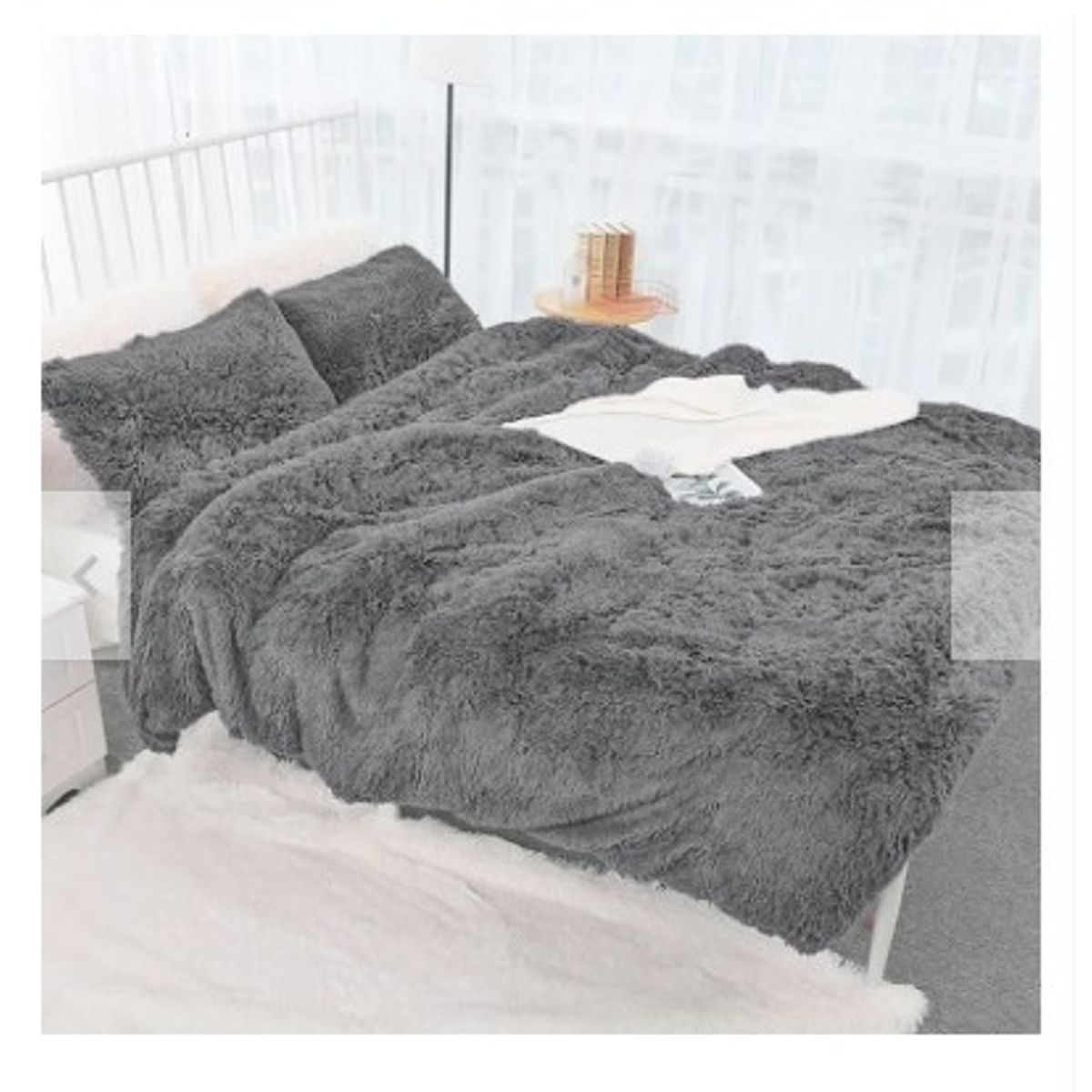 GENERICO - CUBRECAMA DOS PLAZAS DE PELUCHE PELO CORTO PLOMO