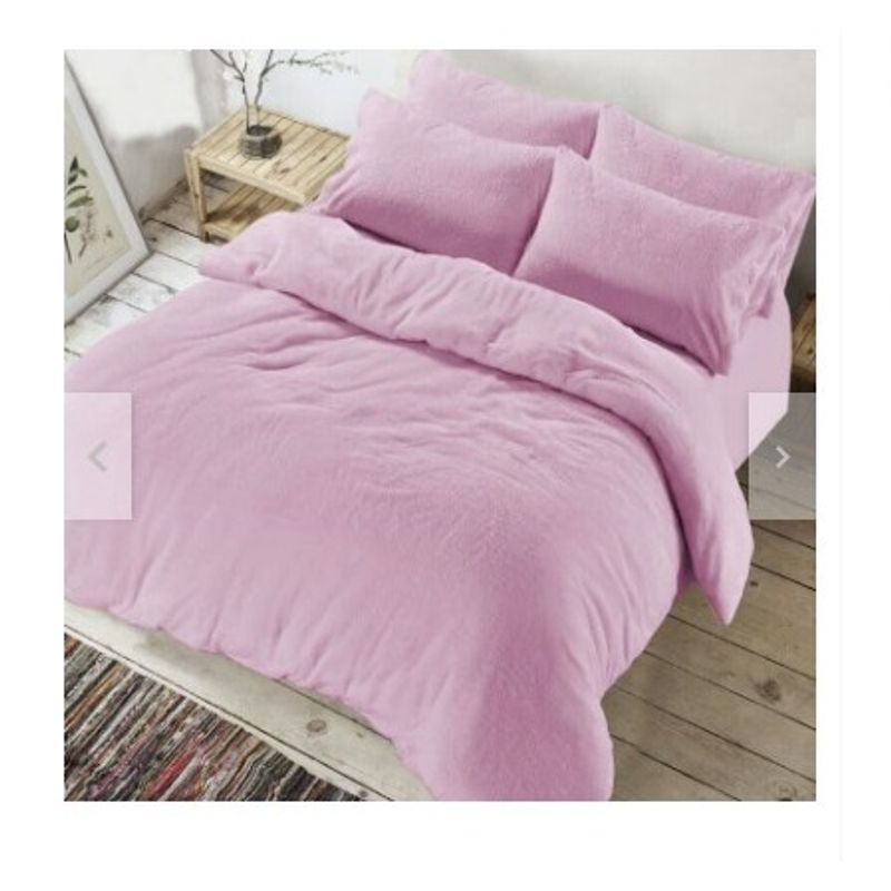 GENERICO - CUBRECAMA DOS PLAZAS Y MEDIA QUEEN DE PELUCHE PELO CORTO LILA