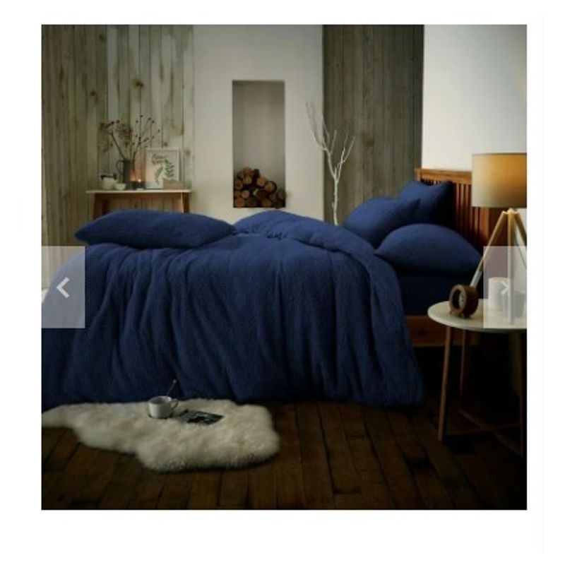 GENERICO - CUBRECAMA  TRES  PLAZAS KING DE PELUCHE PELO CORTO AZUL MARINO