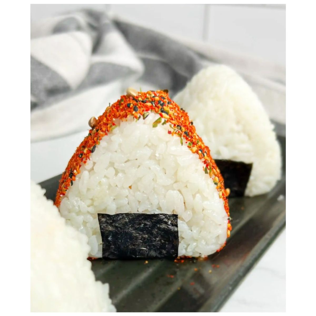GENERICO - Pack Onigiri Shichimi 4u Molde Togarashi Arroz Alga Nori
