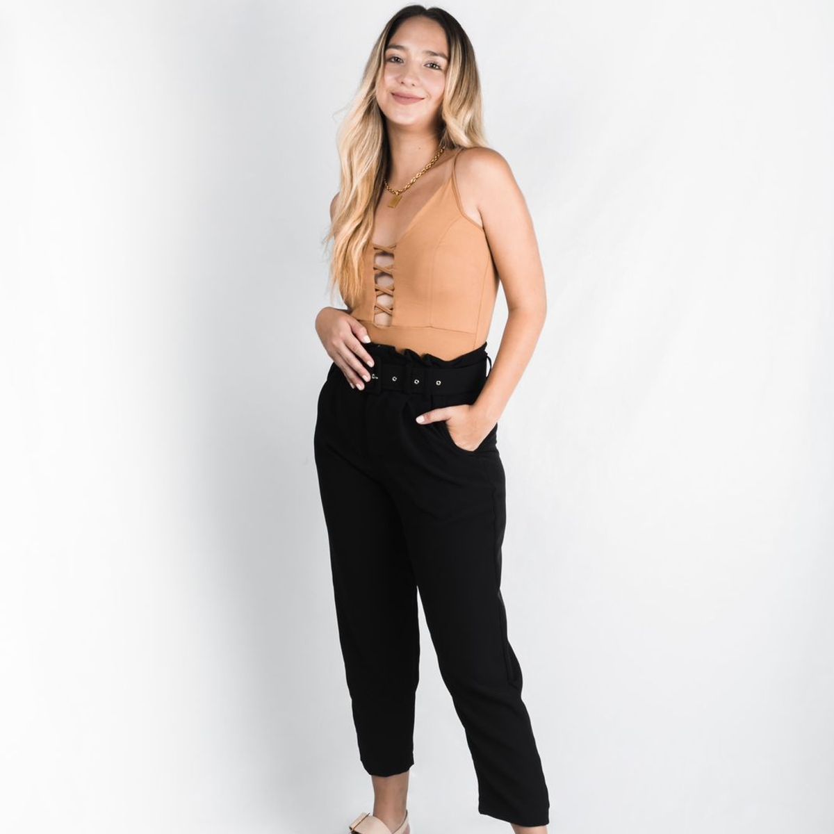 AMA OUTFITTERS - PANTALON SASTRERO PAMELA