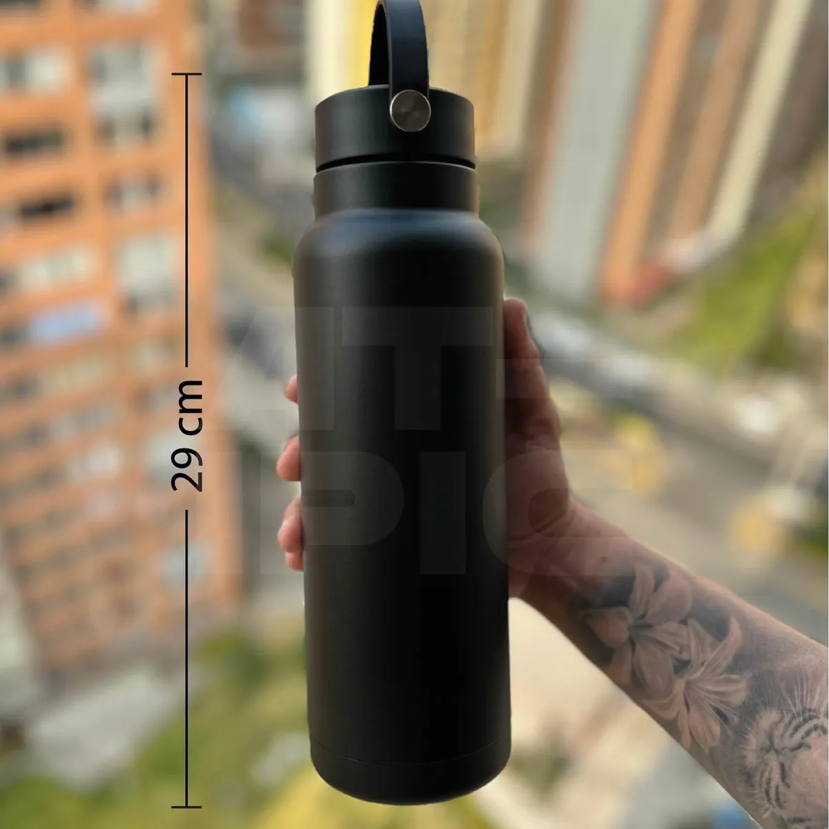 ATIPIC - Tomatodo de acero inoxidable 1.2 L Negro mate