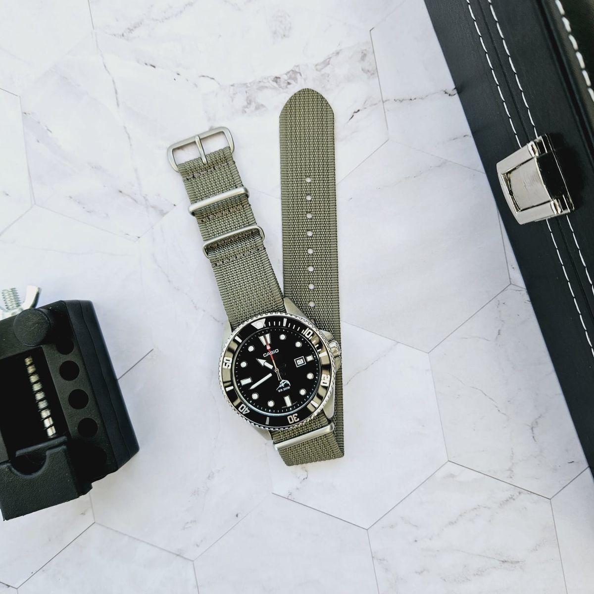 GENERICO - Correa Nylon NATO - 22mm Universal - Gris