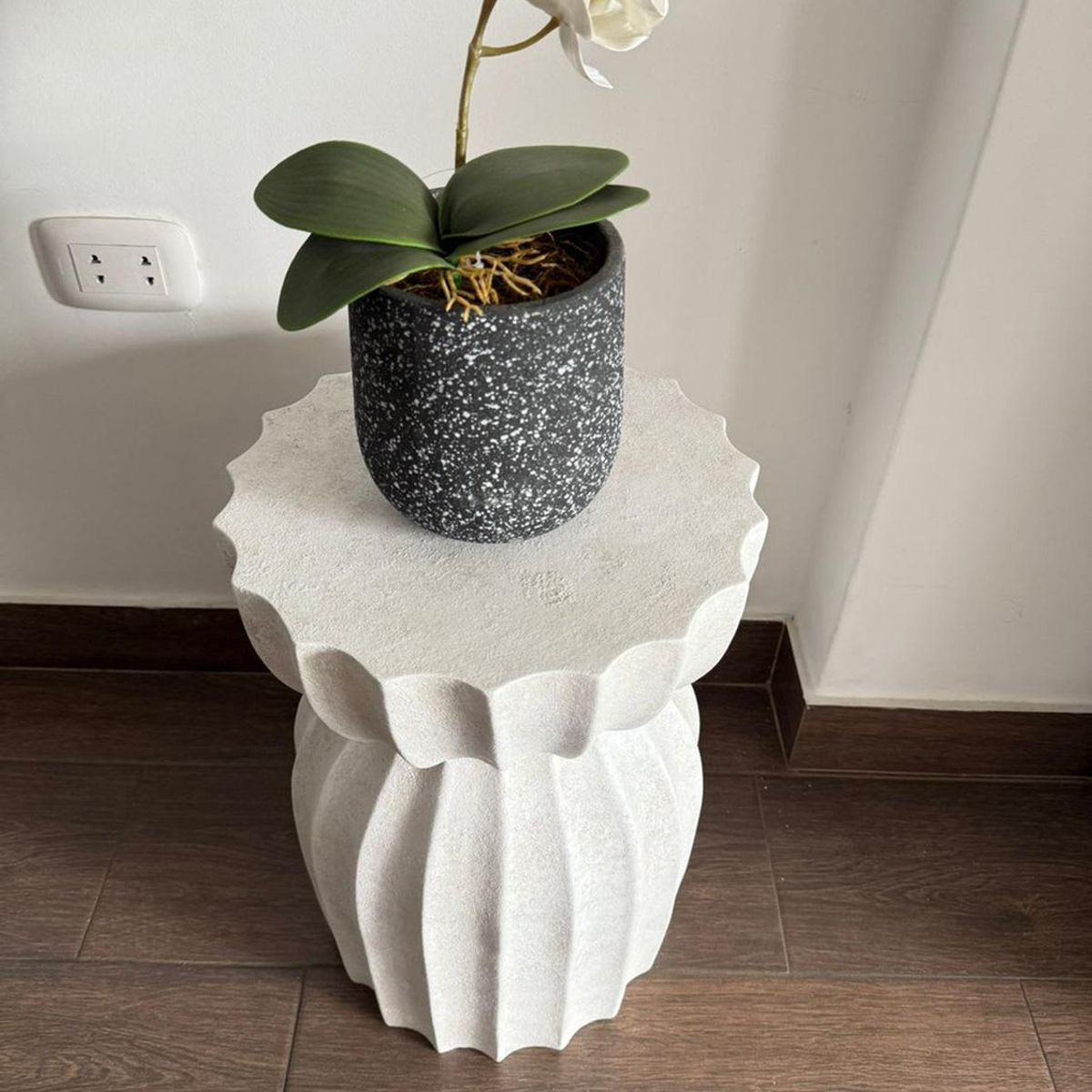 MAP DESIGN HOME - Mesa Auxiliar Lateral Escandi 33x48 cm