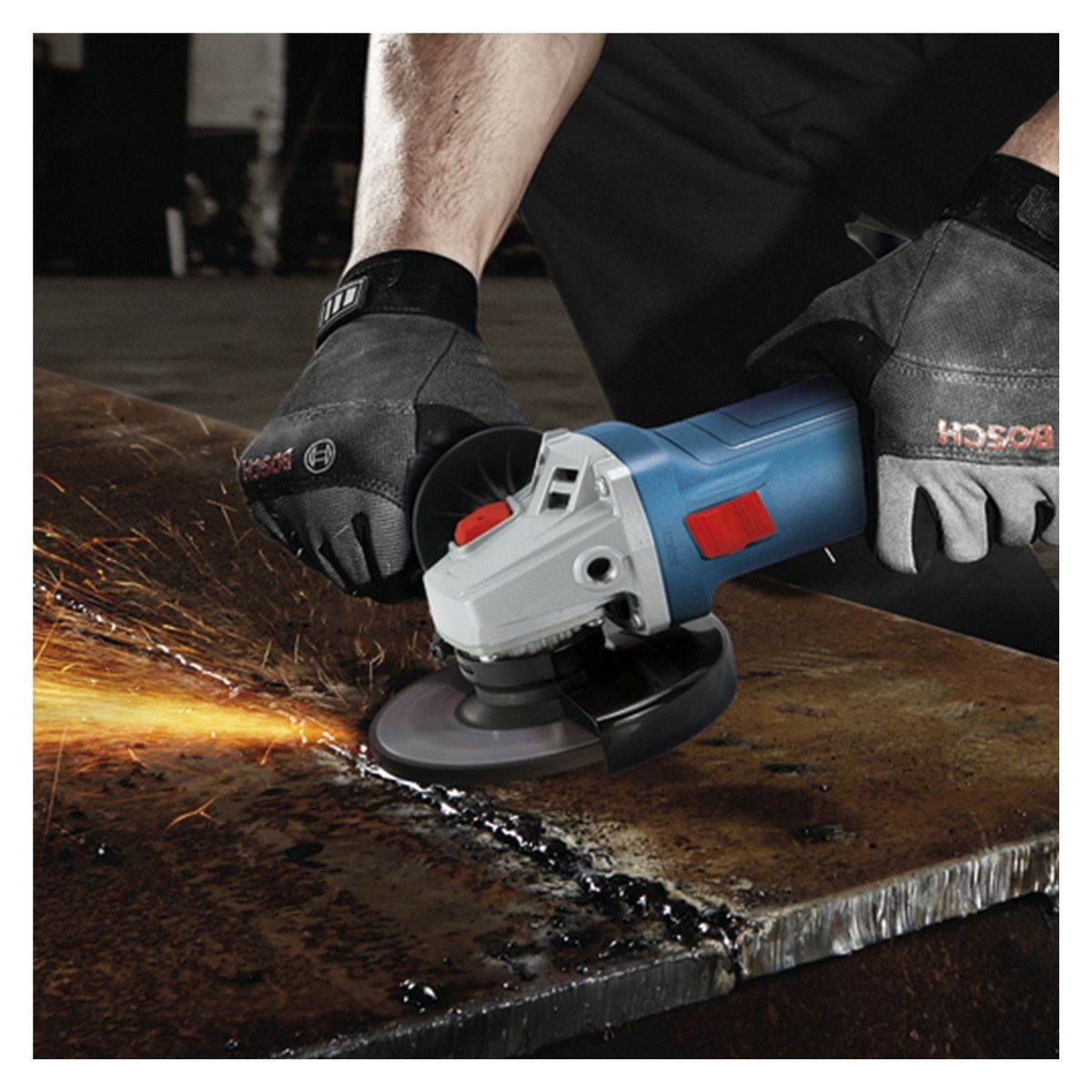 BOSCH - Amoladora angular 710w + 5 discos Bosch