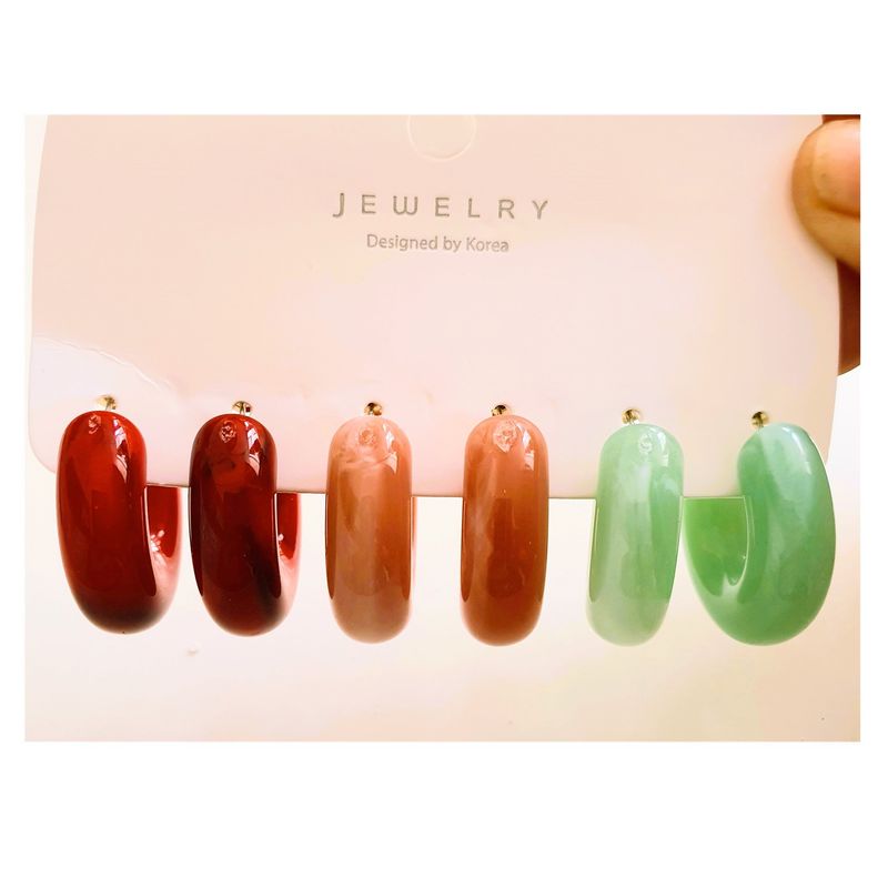 FERNANDA ROMERO JOYAS Y ACCESORIOS - Set Estuche Aretes x 3 Pares - Argollas Color Ocre -Rosa -Verde Jade